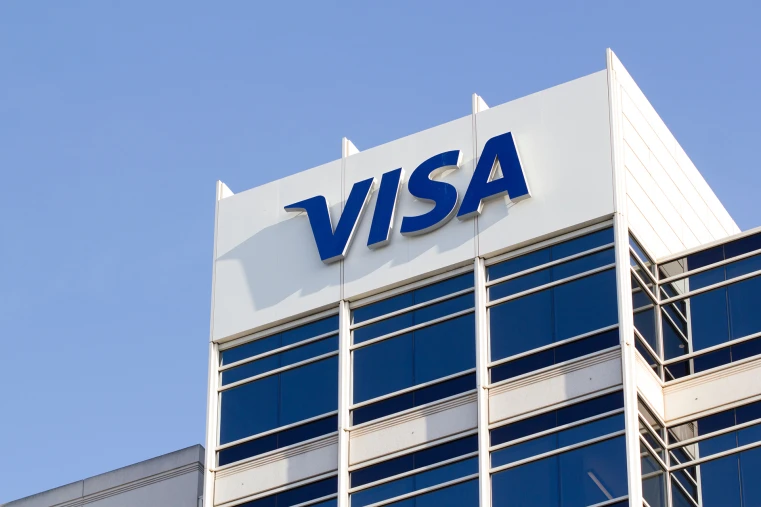 Разработка мультисенсорного брендинга для платежной системы Visa